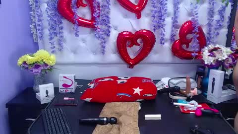 Snapshot of brithany_adms chatting on 02-15-25, 09:16 Brithany  online show from 02-15-25, 09:16