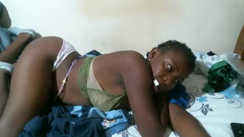 Snapshot of britieh chatting on 02-01-26, 07:18 leccie online show from 02-01-26, 07:18