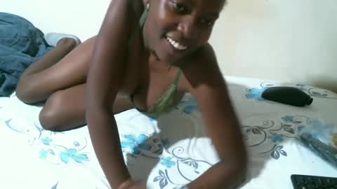 Snapshot of britieh chatting on 02-05-26, 07:29 leccie online show from 02-05-26, 07:29