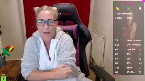 Snapshot of britishladya chatting on 09-09-25, 07:24 Lady Annabelle Montgomery online show from 09-09-25, 07:24