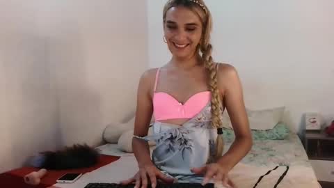 Britney online show from 09-08-25, 11:48