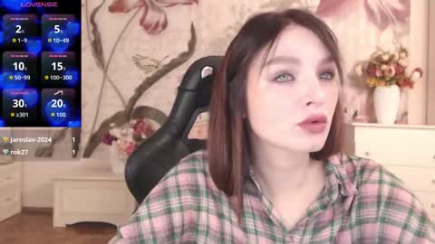 britneybarker online show from 11-18-25, 02:28