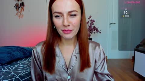 Snapshot of britneyhall chatting on 01-14-25, 07:17 britneyhall online show from 01-14-25, 07:17