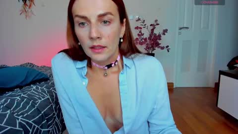 Snapshot of britneyhall chatting on 02-20-25, 08:06 britneyhall online show from 02-20-25, 08:06