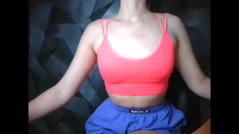 Snapshot of britneyxkittens chatting on 10-21-25, 04:08 BritneyxKittens online show from 10-21-25, 04:08