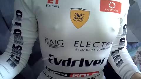 Snapshot of britneyxkittens chatting on 11-08-25, 06:35 BritneyxKittens online show from 11-08-25, 06:35