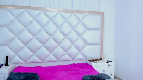 Brittany  online show from 01-12-25, 10:33