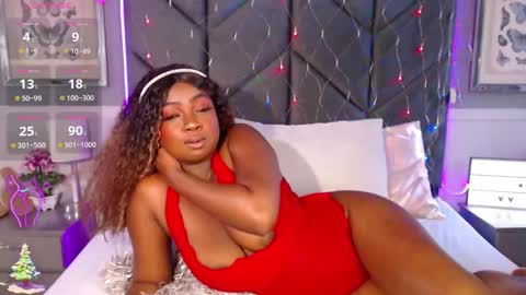 brittany 25 years old  happy as a worm  online show from 12-10-24, 08:27