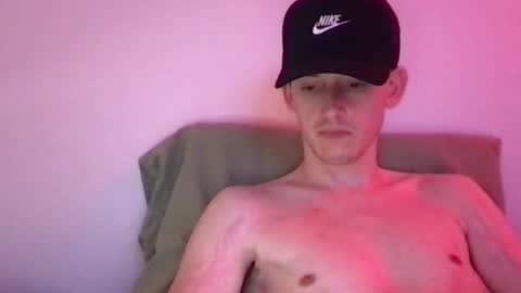 Snapshot of broke_boyz chatting on 10-27-25, 03:21 Sage online show from 10-27-25, 03:21