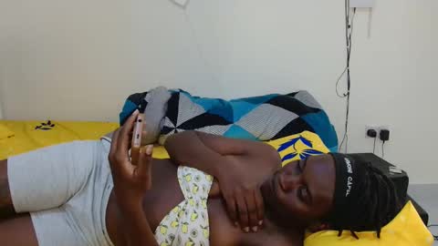 broken_haloo online show from 03-25-26, 02:12