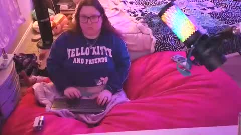 Snapshot of brookenicole3 chatting on 02-28-26, 11:28 Madam Brooke online show from 02-28-26, 11:28