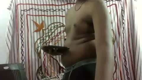 brownguy2505 online show from 01-04-25, 12:16