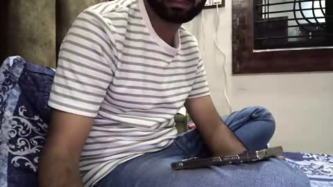 Snapshot of brownie_cake chatting on 10-30-25, 04:30 brownie_cake online show from 10-30-25, 04:30