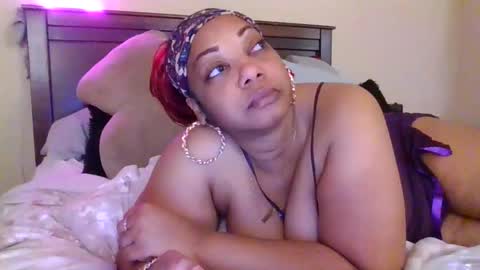 brownroundrenee online show from 11-13-25, 11:20