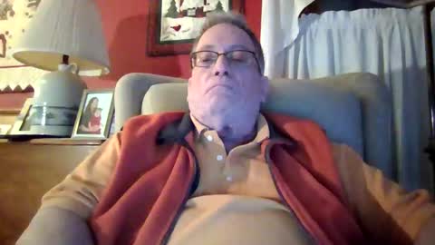 Snapshot of brubar chatting on 10-24-25, 11:56 brubar online show from 10-24-25, 11:56