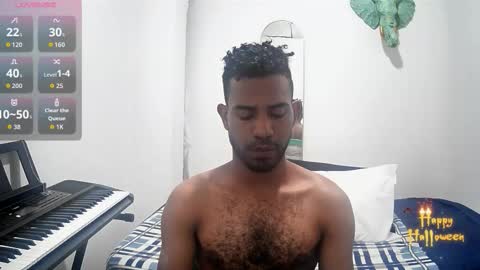 Snapshot of bruce_1111 chatting on 10-31-25, 08:32 bruce_1111 online show from 10-31-25, 08:32