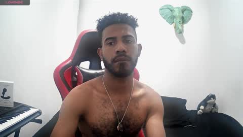 Snapshot of bruce_1111 chatting on 11-22-25, 08:19 bruce_1111 online show from 11-22-25, 08:19