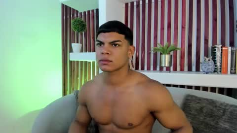 bruce_stroud online show from 09-12-25, 11:21