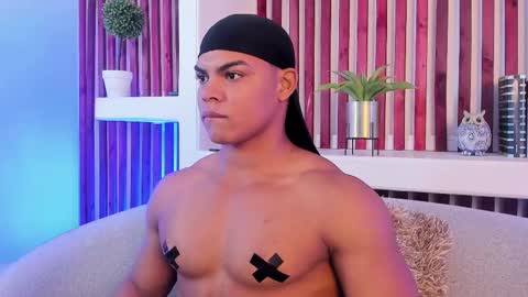 bruce_stroud online show from 10-09-25, 10:57