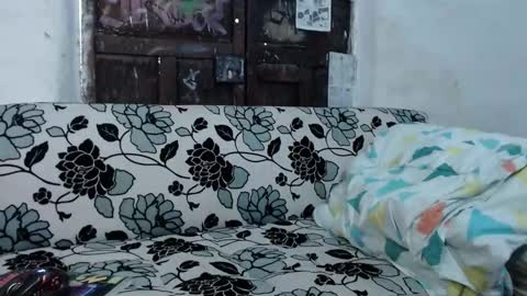 Snapshot of brucewayne1_ chatting on 11-18-25, 06:01 brucewayne1_ online show from 11-18-25, 06:01