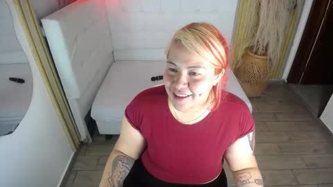 Bruja SCarlata online show from 12-17-25, 11:27