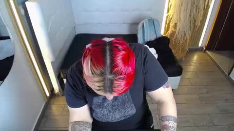 Bruja SCarlata online show from 01-10-26, 11:01