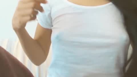 brunela online show from 12-17-25, 11:49