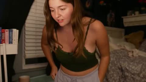 brunettebaby040 online show from 10-16-25, 11:06