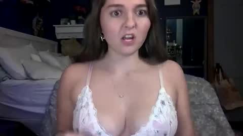 brunettebaby040 online show from 11-14-25, 12:53