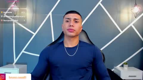 Snapshot of bruno_cavalli chatting on 02-12-26, 05:30 BRUNNO online show from 02-12-26, 05:30