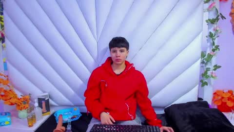 Snapshot of bruno_cruz chatting on 10-31-25, 02:34 Bruno Cruz online show from 10-31-25, 02:34