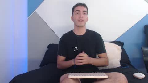 Bruno online show from 12-02-25, 01:39