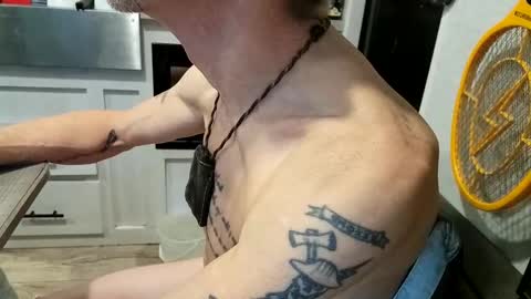 Steve... aka SkinnieDippin aka TimberTramp online show from 12-16-25, 07:08