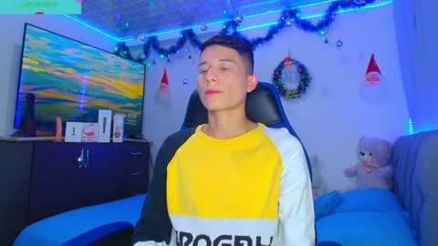 Snapshot of bryam_hot chatting on 12-03-24, 11:57 BRYAM INDEPENDENT MODEL online show from 12-03-24, 11:57