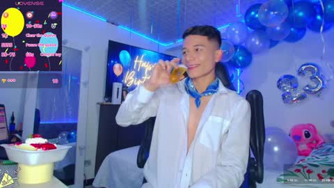 Snapshot of bryam_hot chatting on 01-14-25, 05:08 BRYAM INDEPENDENT MODEL online show from 01-14-25, 05:08