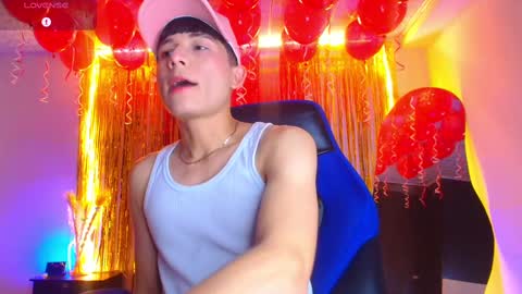 Snapshot of bryam_hot chatting on 09-11-25, 01:39 BRYAM INDEPENDENT MODEL online show from 09-11-25, 01:39