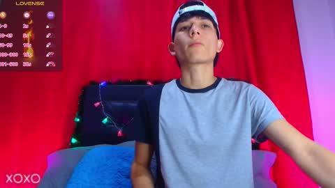 Snapshot of bryam_hot chatting on 11-15-25, 10:15 BRYAM INDEPENDENT MODEL online show from 11-15-25, 10:15