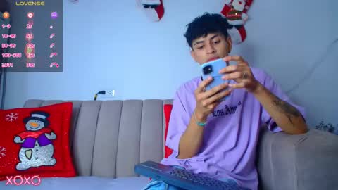 BRYAM INDEPENDENT MODEL online show from 12-23-25, 03:37