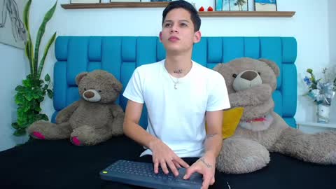 Snapshot of bryan_hotty chatting on 02-21-26, 11:22 Bryan online show from 02-21-26, 11:22