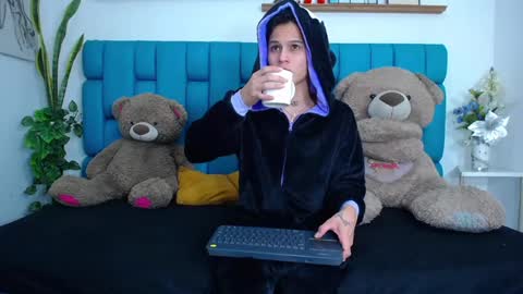 Snapshot of bryan_hotty chatting on 02-24-26, 11:19 Bryan online show from 02-24-26, 11:19