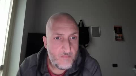 Snapshot of bs03025030 chatting on 11-24-25, 01:22 bs03025030 online show from 11-24-25, 01:22