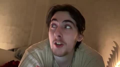 Snapshot of bubbahumps chatting on 12-14-24, 08:56 bubbahumps online show from 12-14-24, 08:56