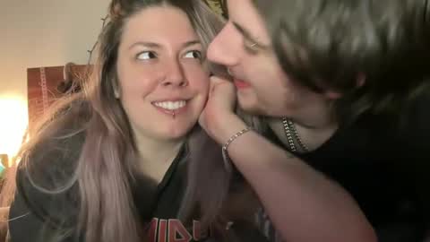 Snapshot of bubbahumps chatting on 12-16-24, 04:13 bubbahumps online show from 12-16-24, 04:13