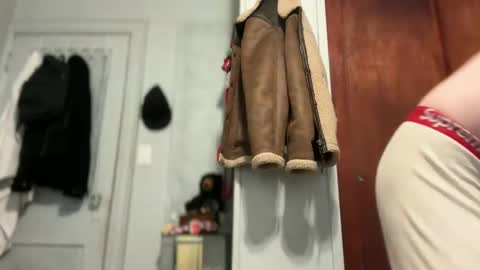 Snapshot of bubbahumps chatting on 01-13-25, 05:33 bubbahumps online show from 01-13-25, 05:33