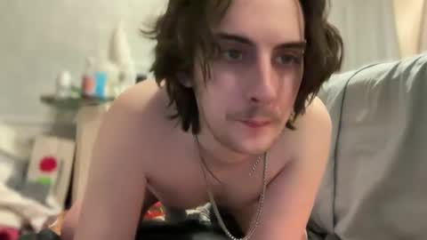 Snapshot of bubbahumps chatting on 02-19-25, 01:29 bubbahumps online show from 02-19-25, 01:29