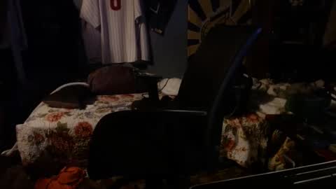 Snapshot of bubbasmalls chatting on 09-18-25, 07:32 Bubba Smalls online show from 09-18-25, 07:32