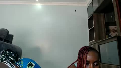 bubble_pixxie online show from 09-25-25, 08:23