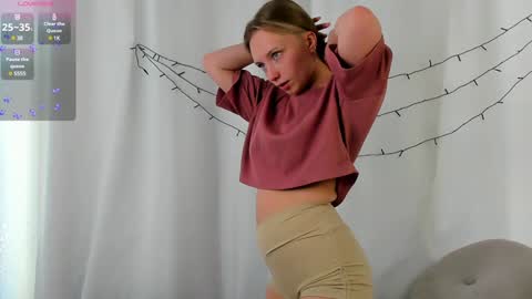 Sabrina  online show from 01-22-25, 10:07