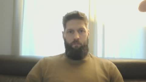 Snapshot of bubblebee1982 chatting on 12-05-24, 02:44 bubblebee1982 online show from 12-05-24, 02:44