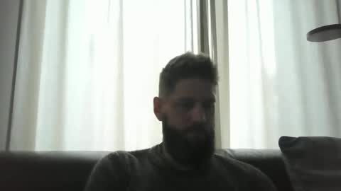 Snapshot of bubblebee1982 chatting on 12-14-24, 01:05 bubblebee1982 online show from 12-14-24, 01:05